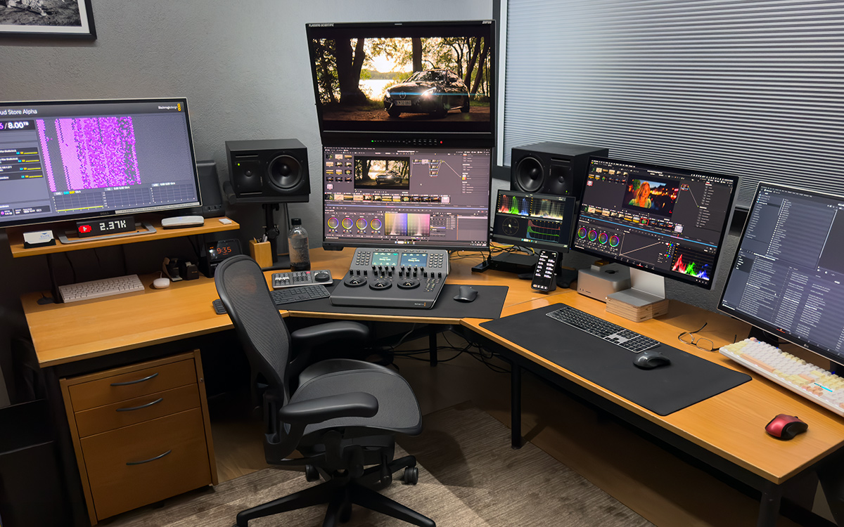 Elite Finishing Labs — SMPTE-grade color bay with FSI XMP310 Dolby Vision reference monitor